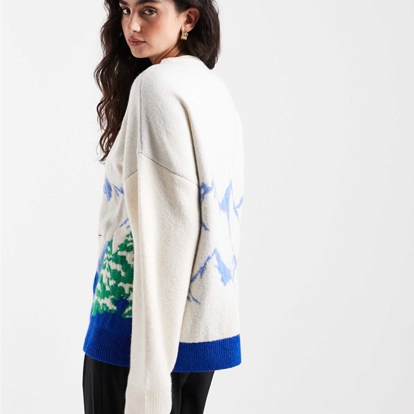 Cream Scenic Ski Graphic Sweater | Size Small - Picture 2 of 6